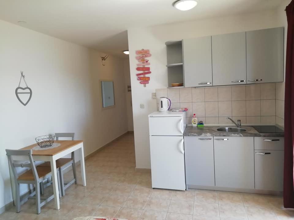 Apartmani Roko, Sevid Marina Extérieur photo